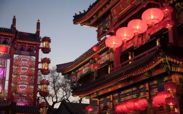 NBS September Release: China's Two-Speed Economy Deepens — High-Tech +15%, Property -18%, Services Lead Consumption